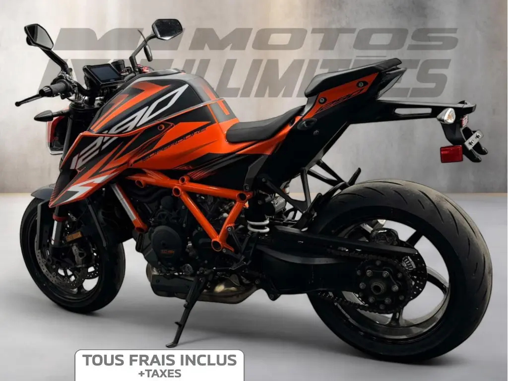 2021 KTM 1290 SUPER DUKE R