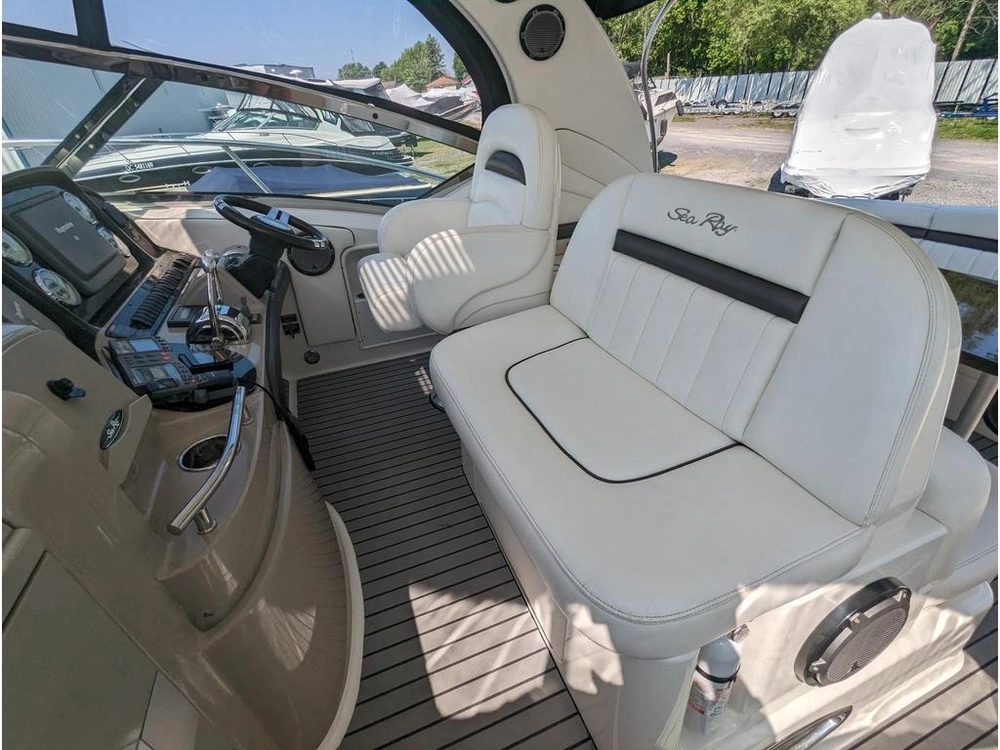 2005 Sea Ray Sundancer 390 alt