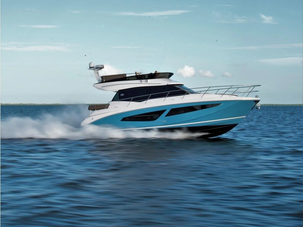 Regal 42 Flybridge 2026 alt