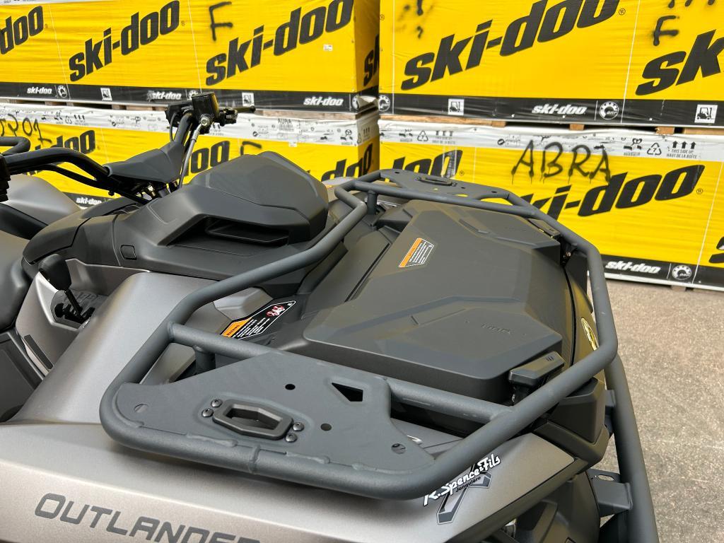 2025 Can-Am Outlander MAX XT 700