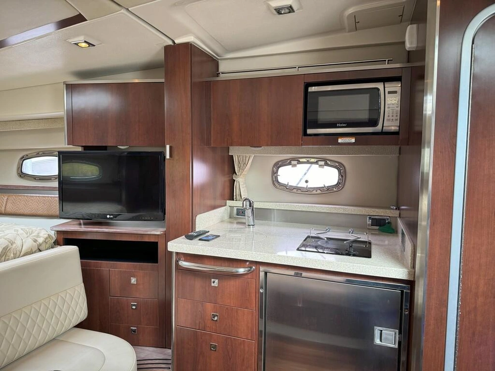 2013 Chaparral 330 Signature alt