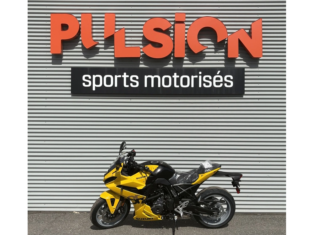 Suzuki Gsx-8r 2025 alt