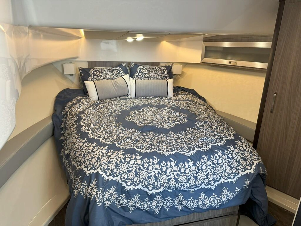 Regal 36 Xo 2022 alt