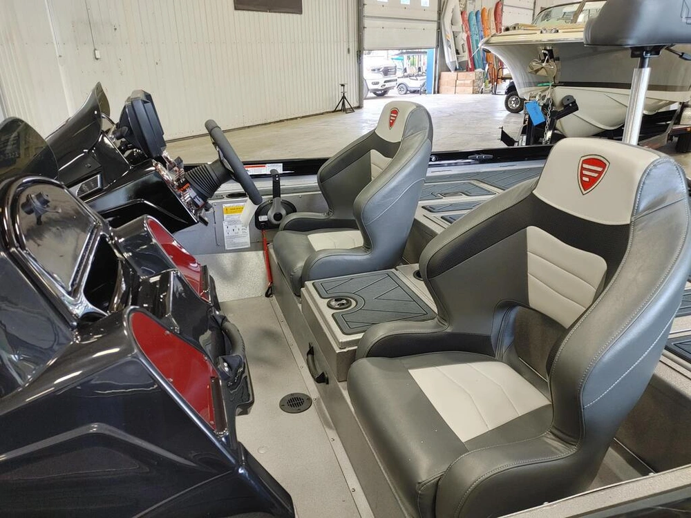 2022 Lowe Boats St-198 Favorite alt