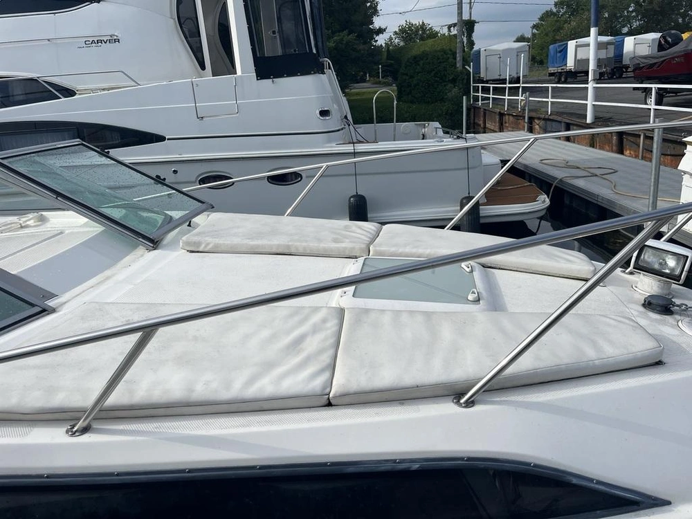 2012 Bayliner 255 alt