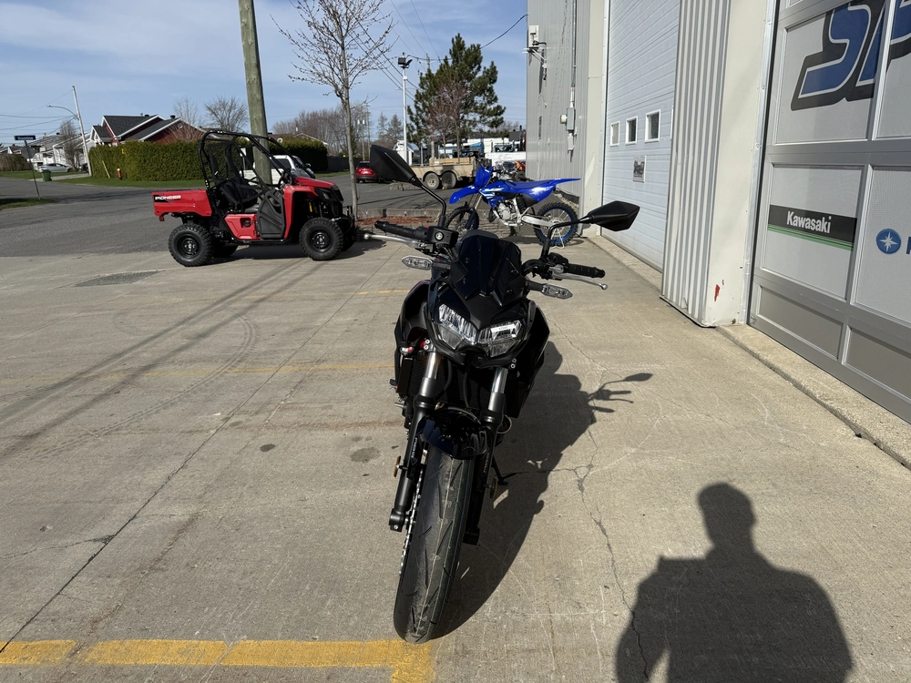 Kawasaki Z650 Abs 2025 alt