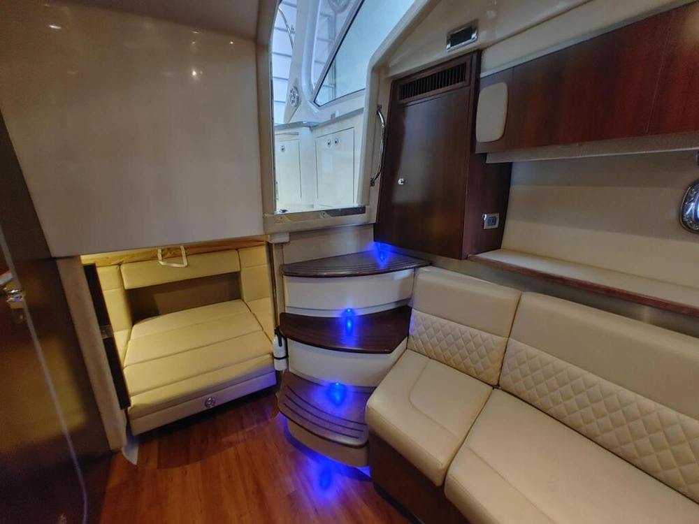 2013 Chaparral 330 Signature alt