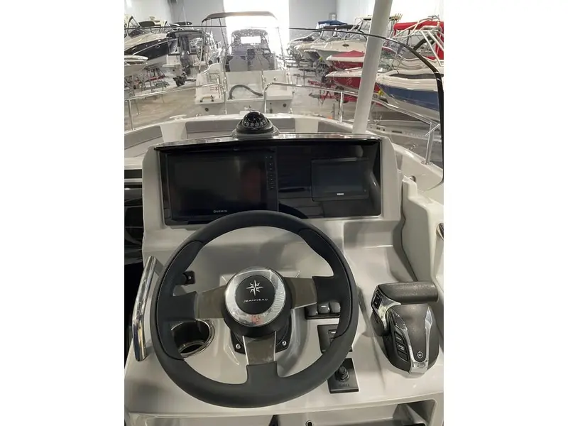 Jeanneau LEADER 6.5 CC 2023