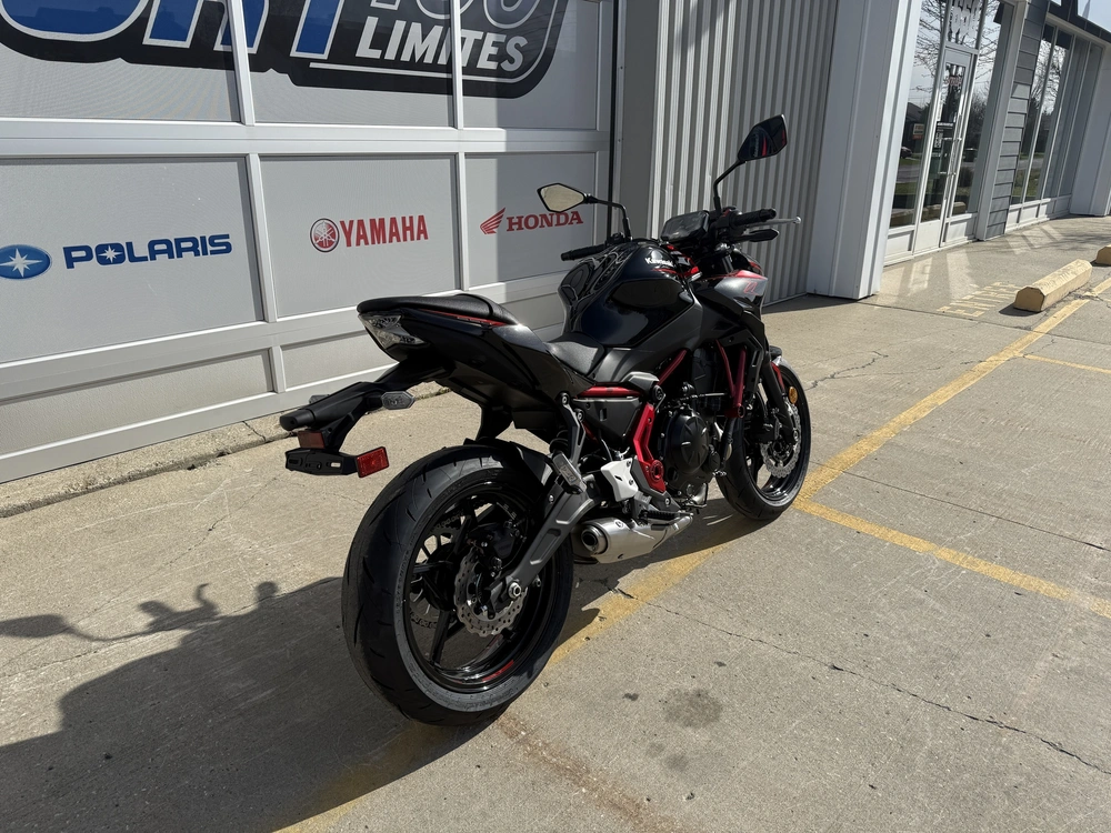 Kawasaki Z650 Abs 2025 alt