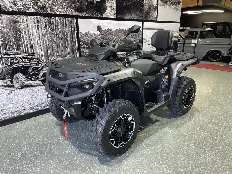 2025 Can-Am OUTLANDER MAX 850 XT **NOUVEAU LOOK ET NOUVEAU MOTEUR 999CC**