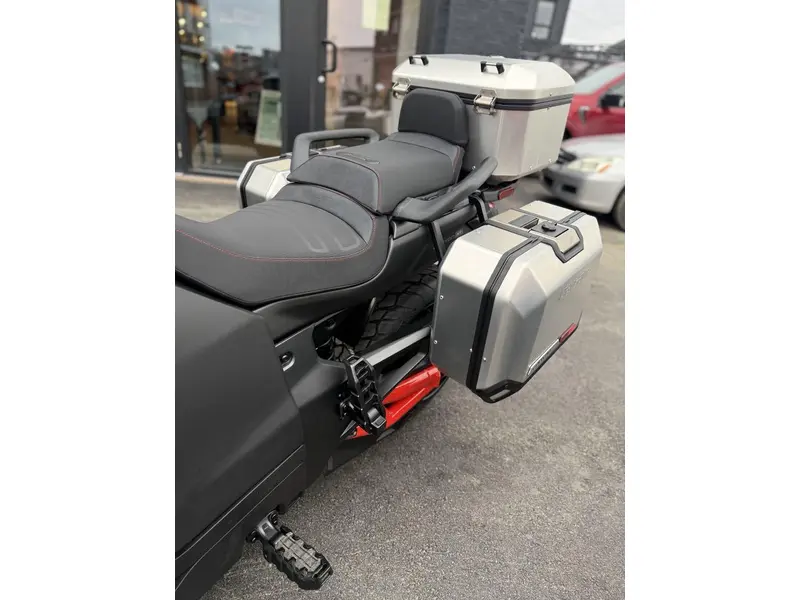 2025 Can-Am Canyon XT