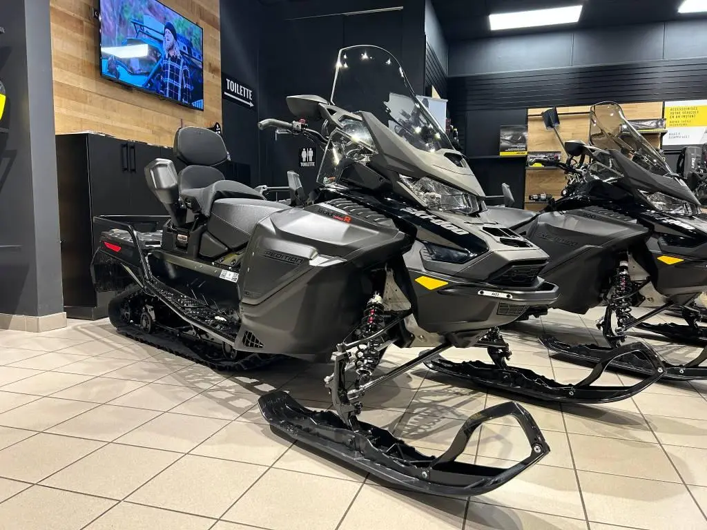 Ski-Doo EXPEDITION LE 24'' 600R E-TEC Silent Cobra 1.5'' E.S. 2024