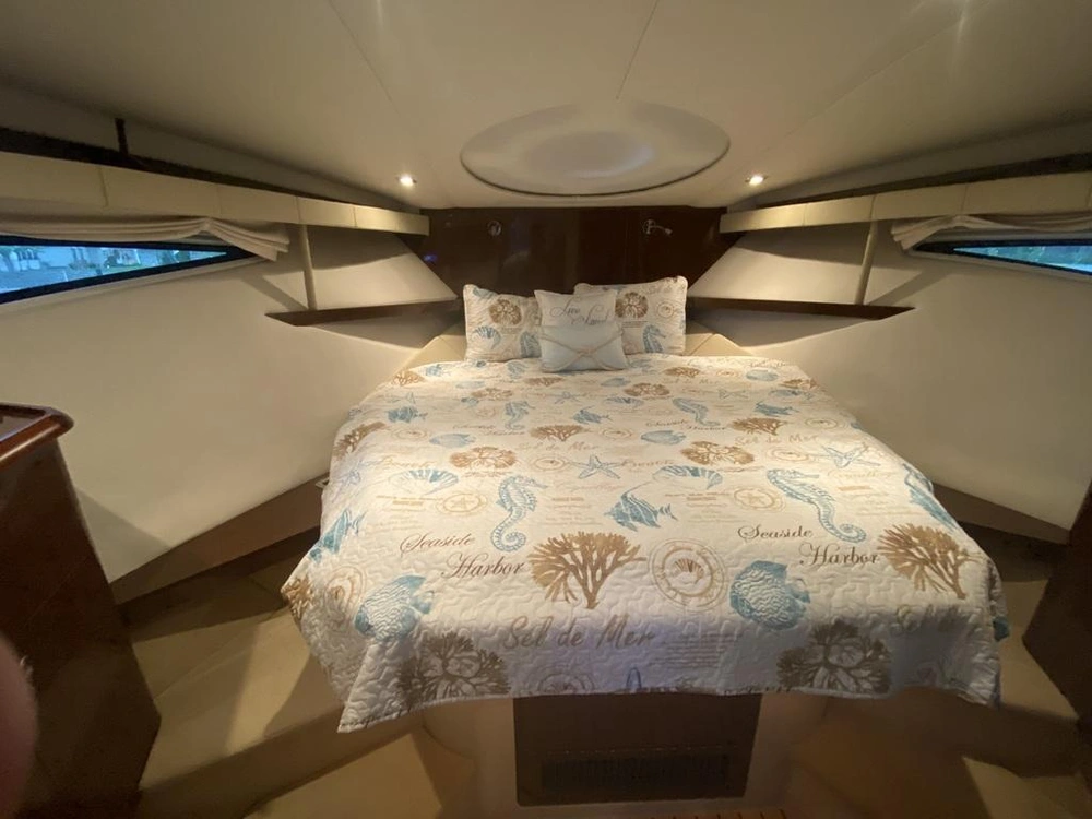 2012 Four Winns V435 alt