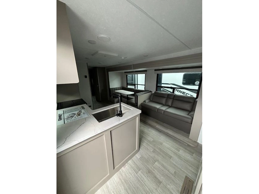 2024 Sportsmen Connect 312 Bhkse alt