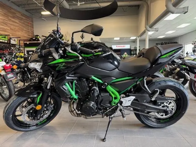 Kawasaki Z 650 ABS 2025