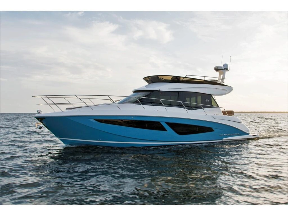 Regal 42 Flybridge 2026 alt