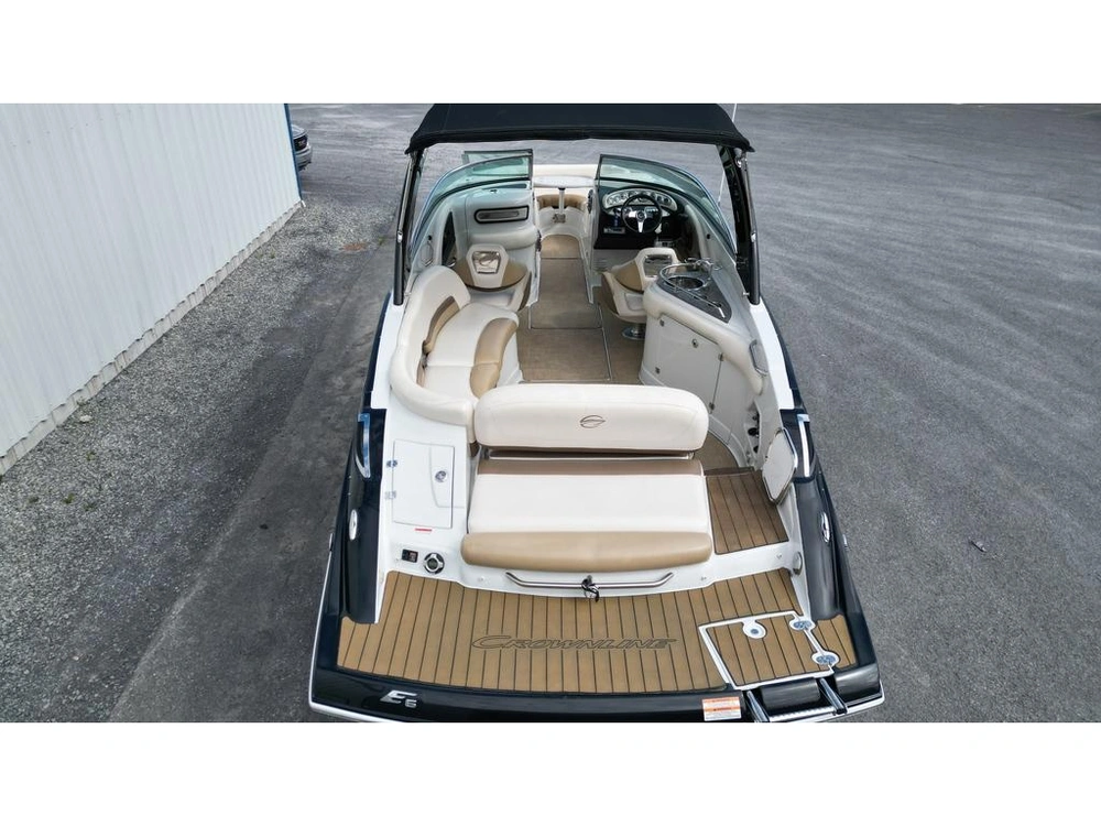 2014 Crownline E6 alt