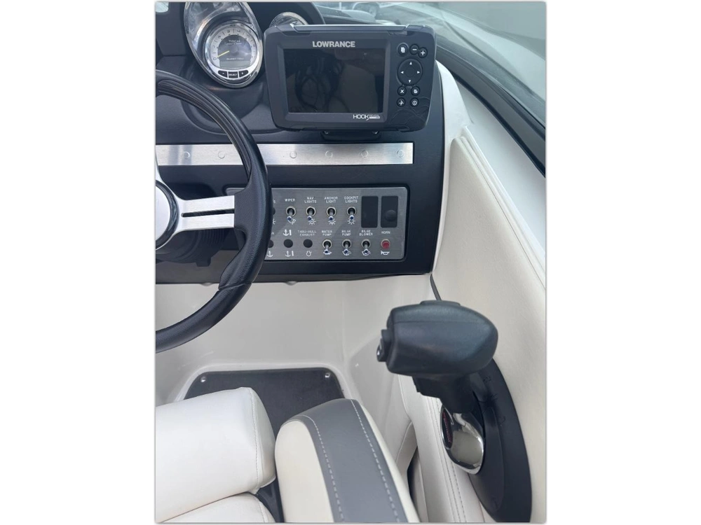 2014 Sea Ray 260 Sundeck alt