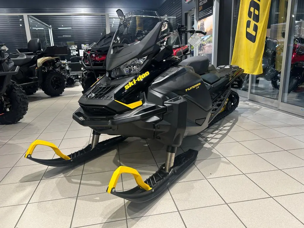 Ski-Doo TUNDRA LE 600 EFI Charger 1.5'' E.S. 2025