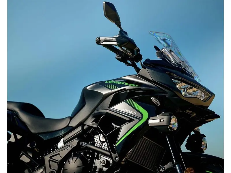2025 Kawasaki VERSYS 1100 LT SE thumbnail 2