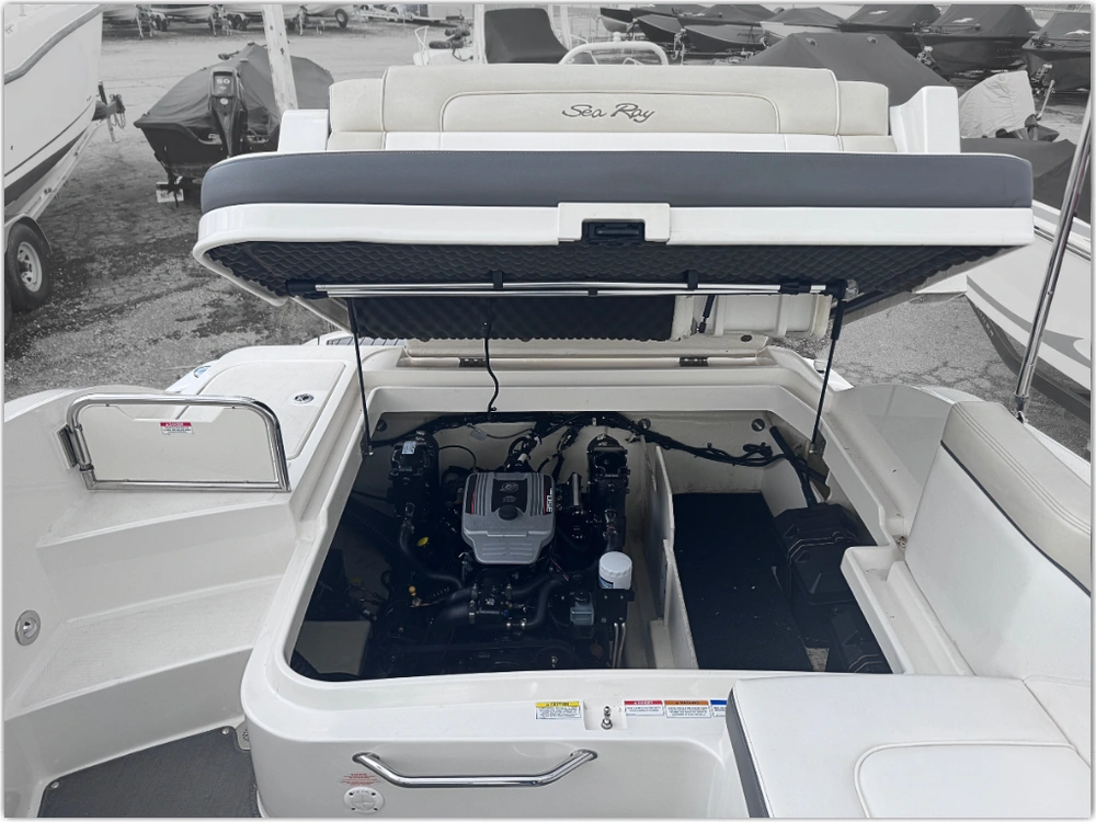 2014 Sea Ray 260 Sundeck alt