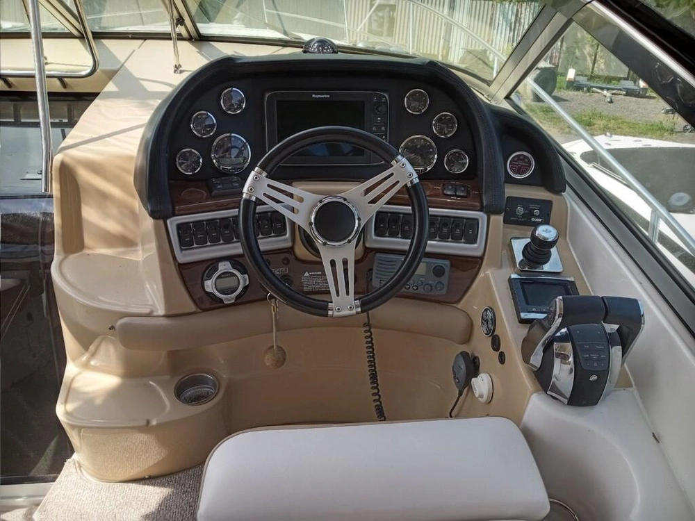 2014 Four Winns 335 alt