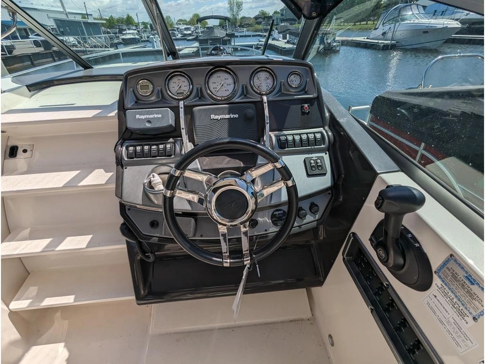 2013 Monterey Boats 260 Scr alt