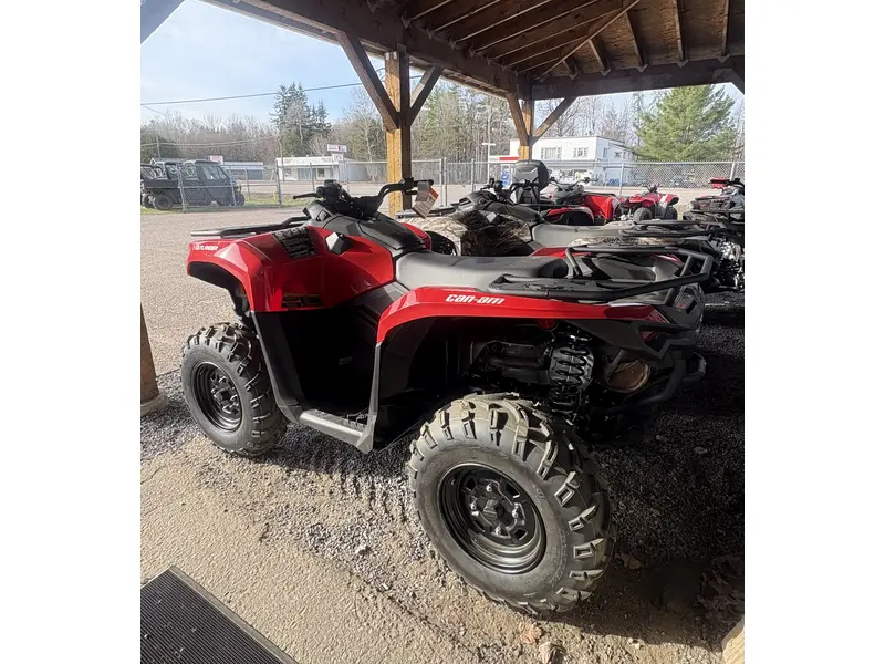 2025 Can-Am OUT DPS 700 1ESB