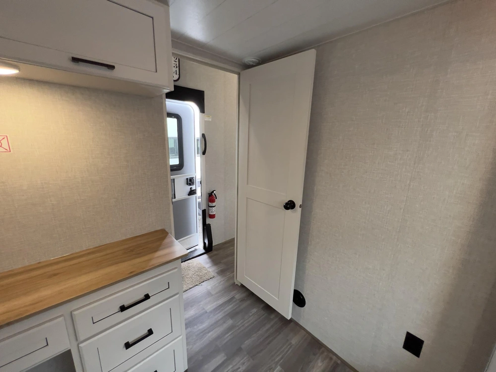 Jayco Eagle 355mbqs 2025 alt