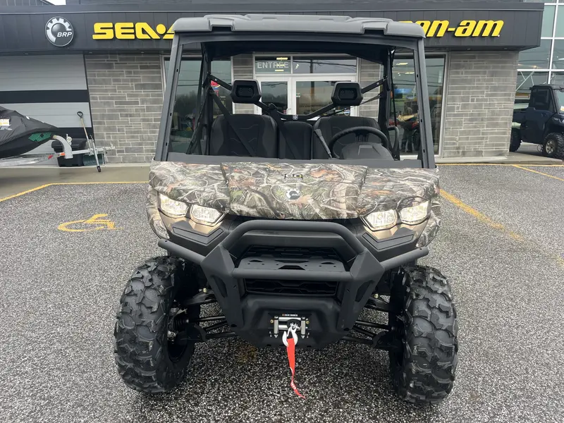 2025 Can-Am DEFENDER XT HD 7