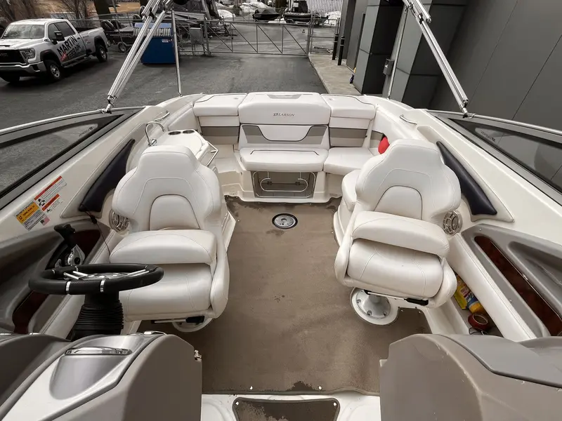 Larson LXI 258 volvo 5,7 2010