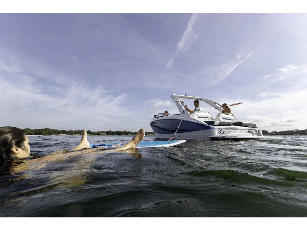 Regal Ls6 Surf 2026 alt