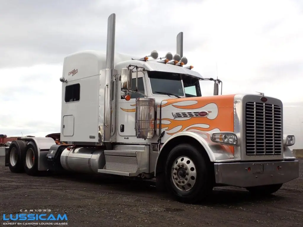 2023 Peterbilt 389