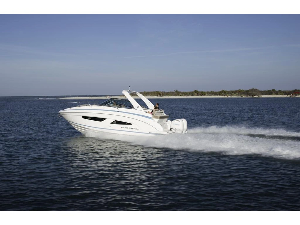 Regal 33xo 2026 alt