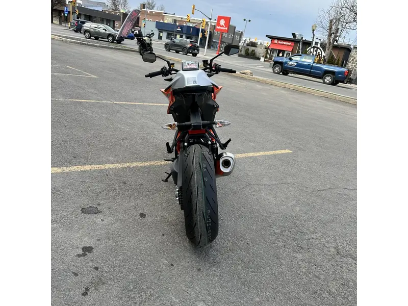 2023 KTM 1290 SUPER DUKE R EVO
