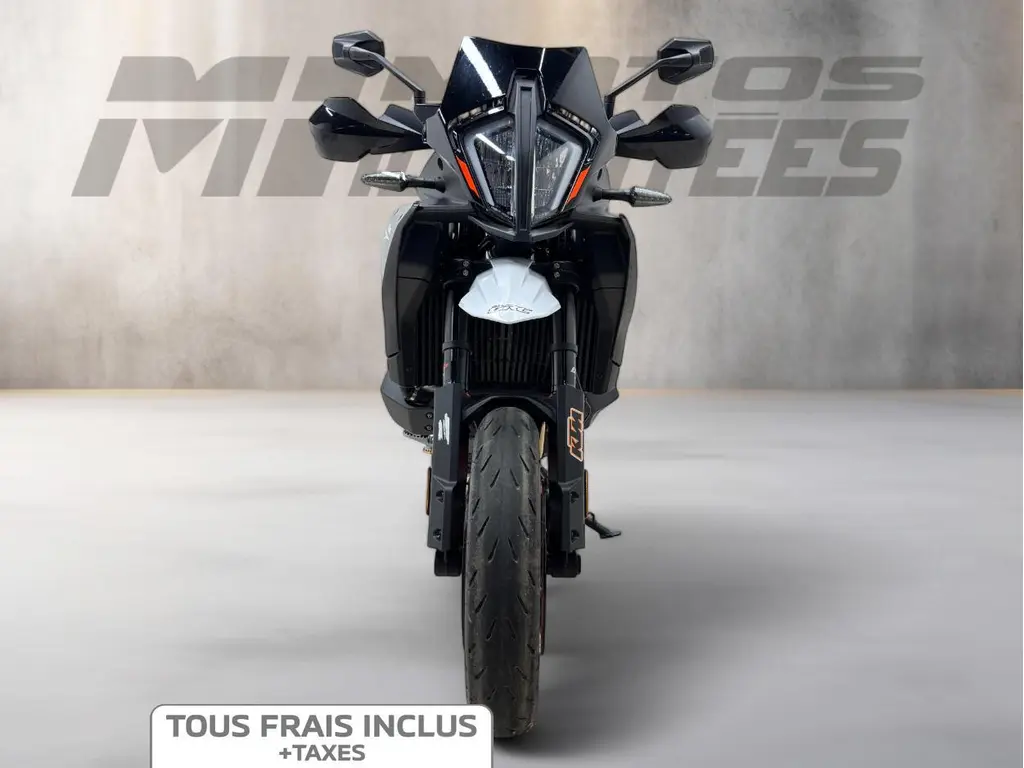2024 KTM 890 SMT