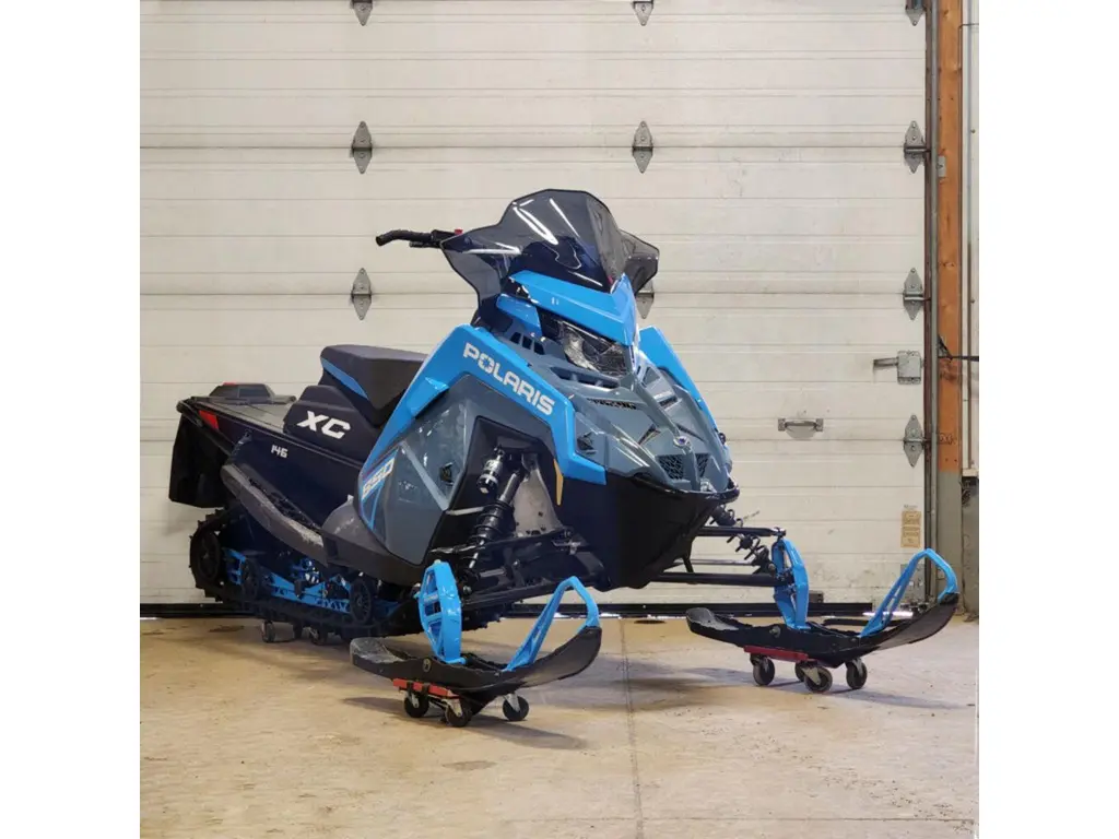 2024 Polaris 850 Switchback XC 146 Zenith Blue