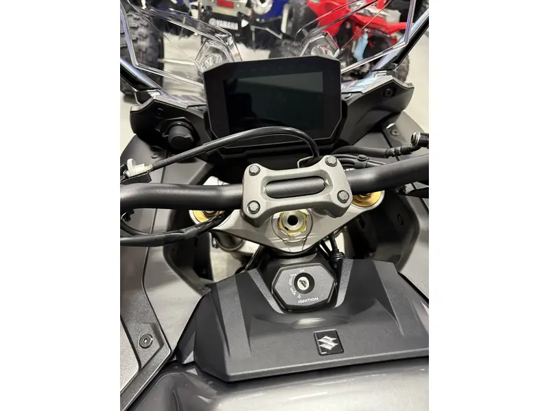 2025 Suzuki GSX-S1000GT+ GSX-S1000GT+