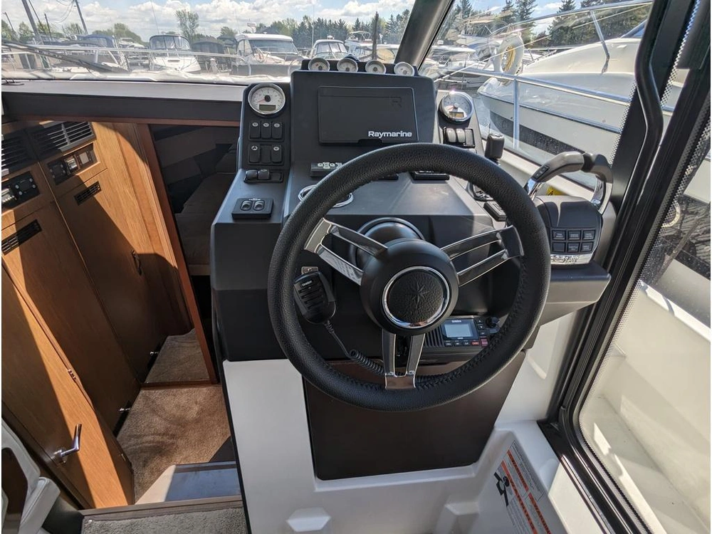 Jeanneau Nc 33 2018 alt