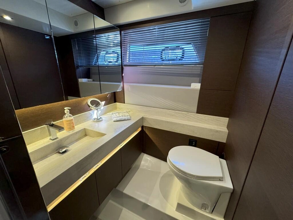 Prestige Yachts 520 Fly 2020 alt