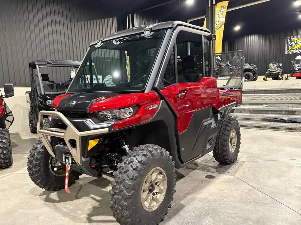 Can-Am Defender LIMITED CAB HD10 2025