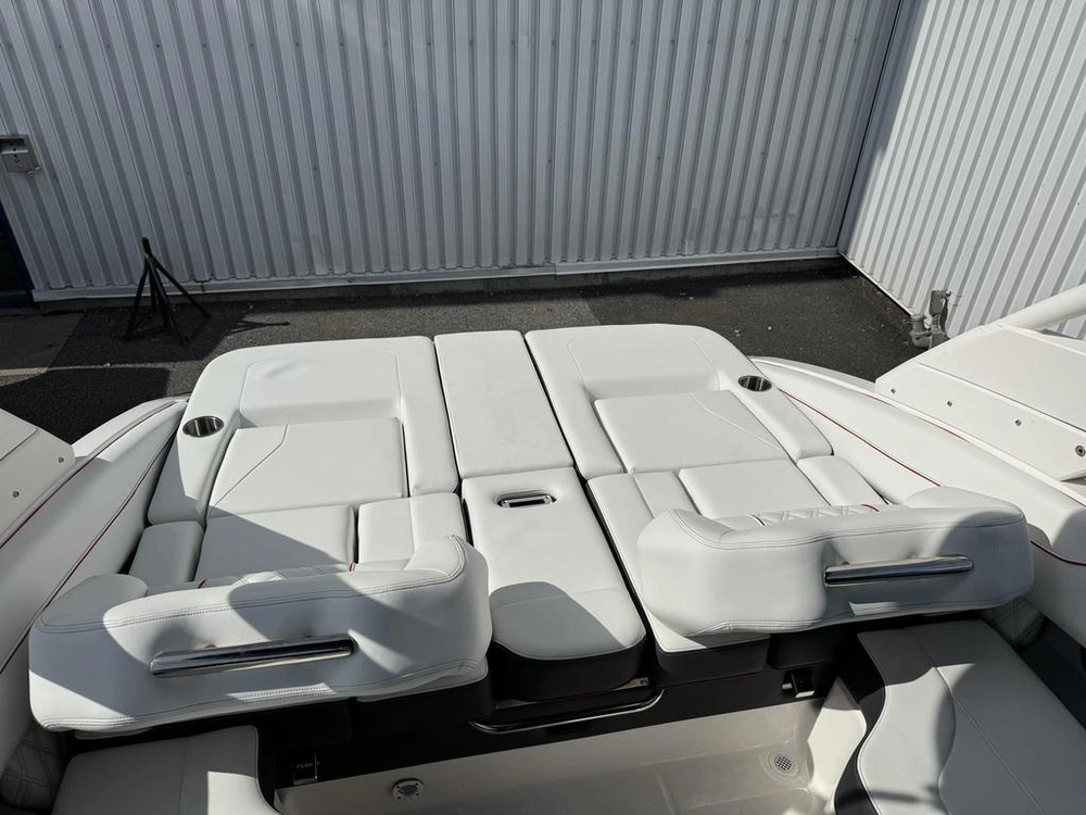 Regal Ls4 Surf 2024 alt