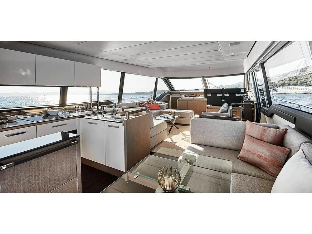 Prestige Yachts 690 F 2026 alt