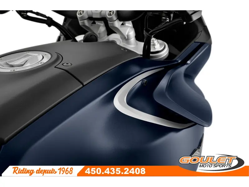 2025 Moto Guzzi V100 MANDELLO BLU OCEANO