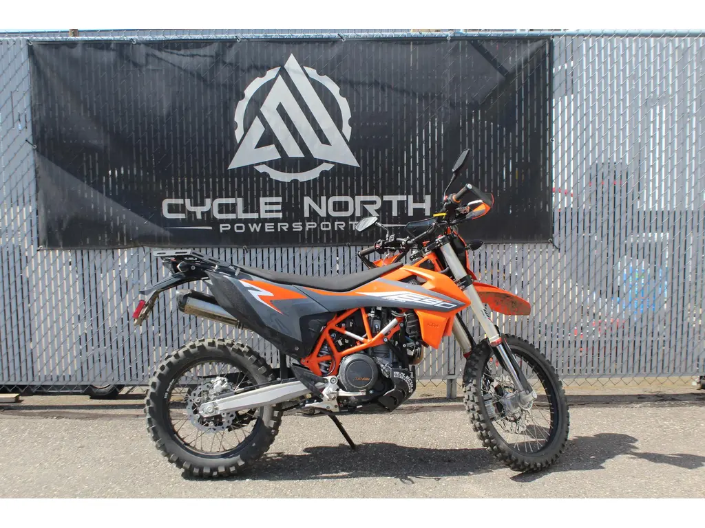 2022 KTM 690 Enduro R