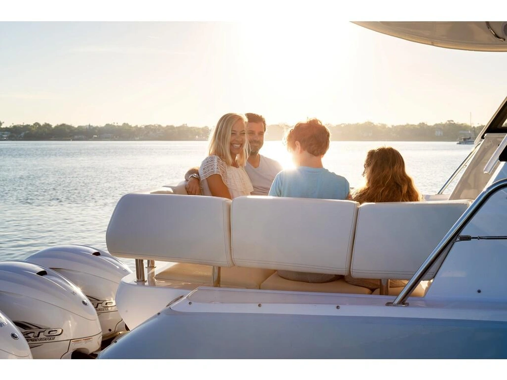 Regal 42 Xo 2026 alt