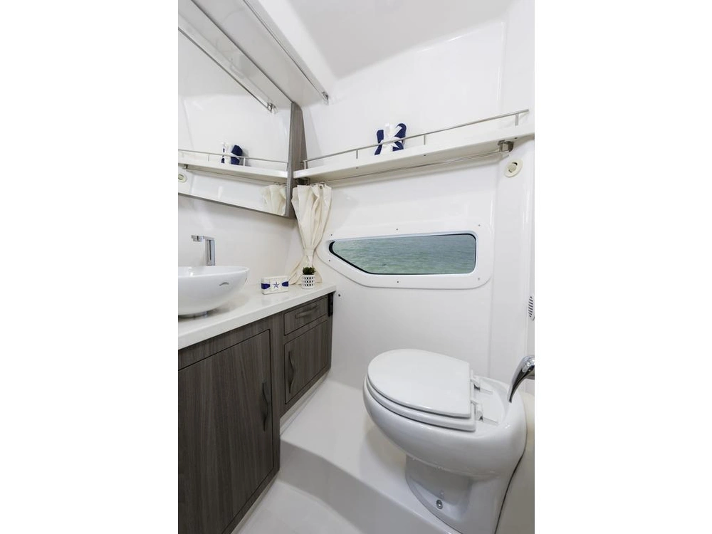 Regal 33xo 2026 alt