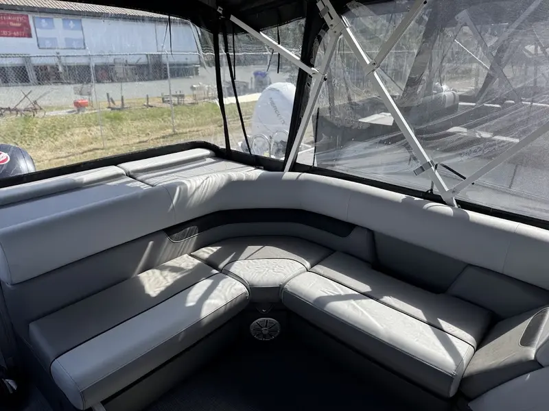 Princecraft VECTRA 21L 2025