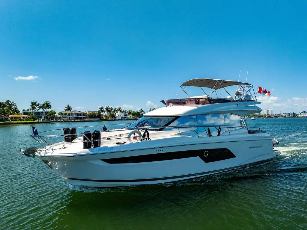 2023 Prestige Yachts 520 FLY