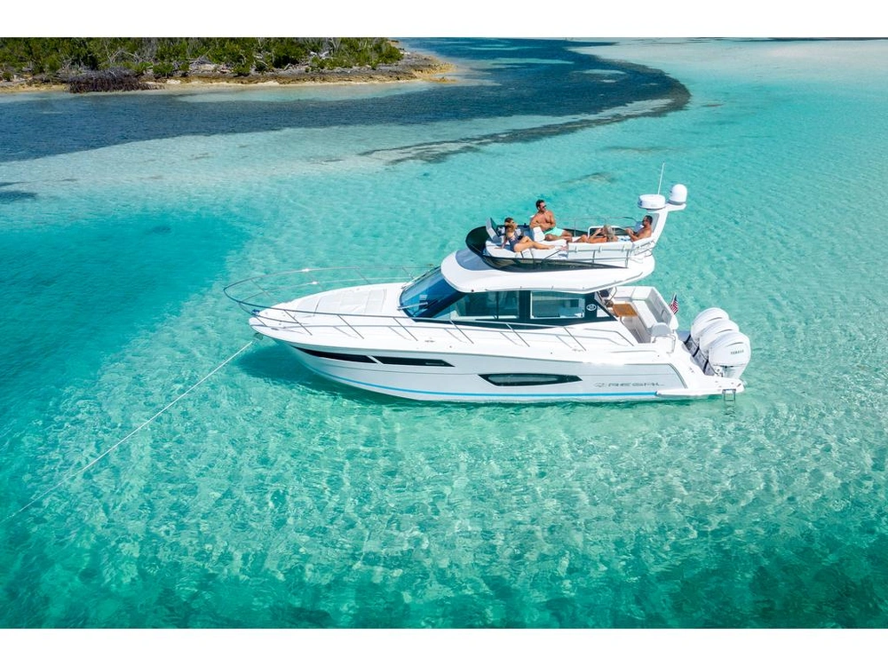 2026 Regal 38 Fxo alt